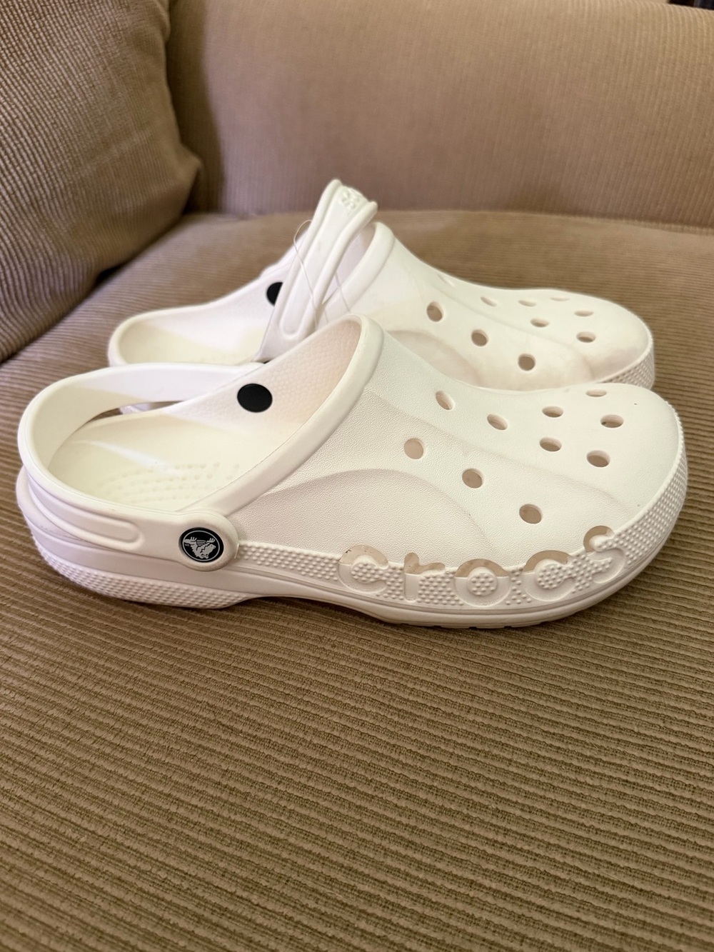 CROCS - white - men's 9 or women's 11